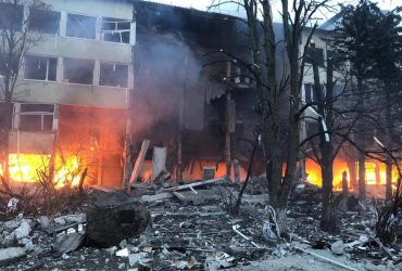Ракети летіли прямо на мій будинок: очевидець про удар по Святошинському району (відео)