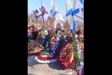М'ясні штурми Вугледара: у мережі засвітили величезне кладовище елітних морпіхів РФ