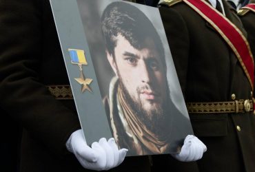 Спи спокійно, друже: Залужний зворушливо попрощався з легендарним Да Вінчі (фото)