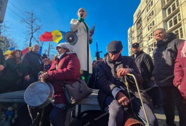 Протесты в Молдове: пророссийские силы поставили Санду ультиматум, случились столкновения