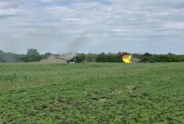 Танки Т-90М Прорыв: в РФ продолжают позориться из-за острой нехватки артиллерии (видео)