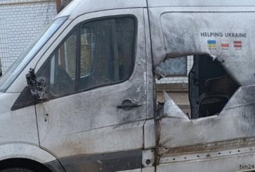 Возле Бахмута ранен польский волонтер, в его авто попала ракета