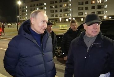 В Кремле ответили, для чего Путин ездил в Мариуполь