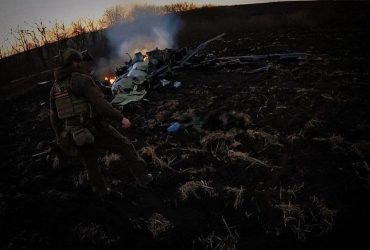 Спалилися по повній: росіяни показали, як ЗСУ нищать їхній гелікоптер Ка-52 (фото, відео)