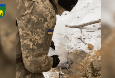 Боец теробороны Бусинка за пять минут сбил два российских дрона (видео)