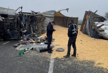 В Одесской области в ДТП с грузовиками погибли три водителя (фото)