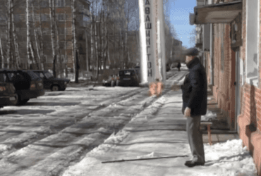 Россиянин запустил надувную ракету на Вашингтон (видео)