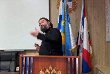 Піп РПЦ радить окупантам без молитви Град не заряджати (відео)