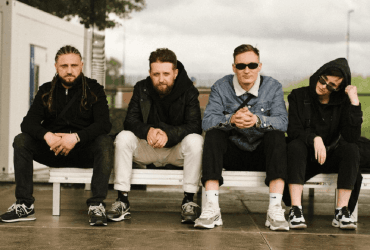 Гитарист Go_A едва не погиб во время ночной бомбежки