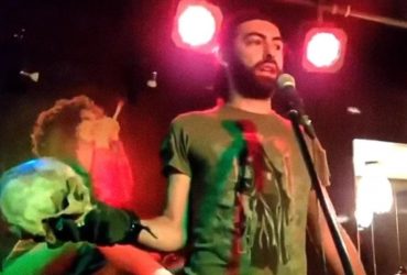 Взяли як сувенір друзям: вдова Мангушева розповіла про походження черепа азовця