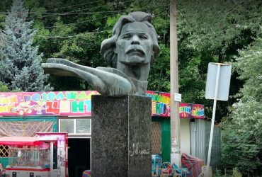 В Одесі демонтують пам’ятник Горькому