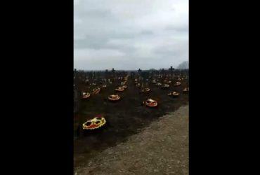 Нет конца и края: в РФ нашли огромный могильник Вагнера (видео)