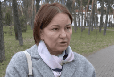 Їздила в Крим та має паспорт РФ: довкола директора школи в Києві вибухнув скандал (відео)