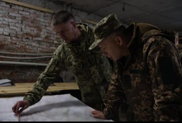 Сухопутные войска о ситуации под Бахмутом: РФ бросает на штурм лучшие подразделения