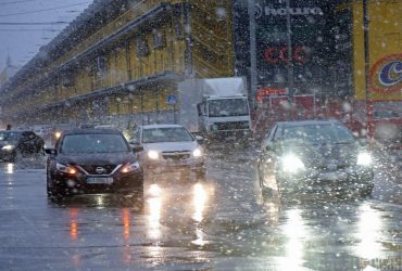 Настав час зимової гуми: синоптикиня попередила про перший сніг вже цього тижня