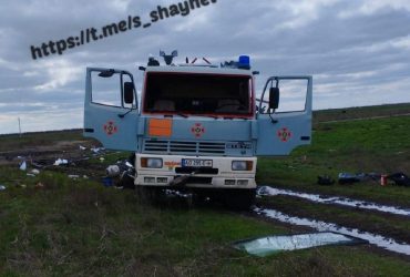 В Николаевской области на мине подорвался автомобиль ГСЧС, один человек пострадал (фото)