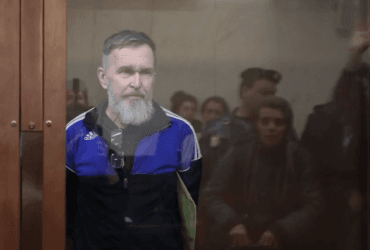 У Росії пенсіонера засудили до 7 років колонії за антивоєнні пости