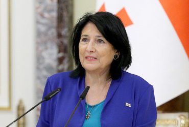 Правляча партія Грузії почала процедуру імпічменту проти президента