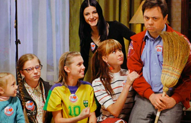 Актриси "Татусевих дочок" тоді і зараз: як змінилися головні героїні серіалу