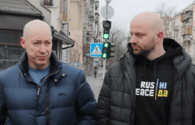 "Кринж, который можно смотреть на повторе": Гордон пошутил про свои яйца (видео)