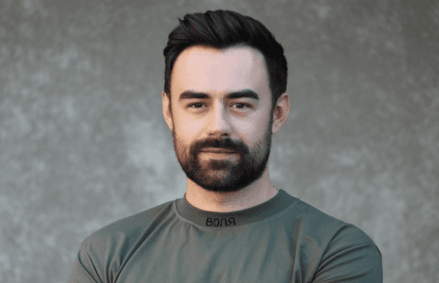 Актер Влад Никитюк: Российские актеры побоятся приезжать к нам, потому что разбить им "кабины" хочу не только я
