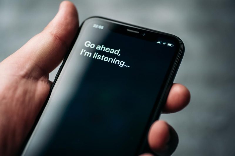 Apple работает над собственным ChatGPT для Siri / фото ua.depositphotos.com Apple работает над собственным ChatGPT для Siri / фото ua.depositphotos.com