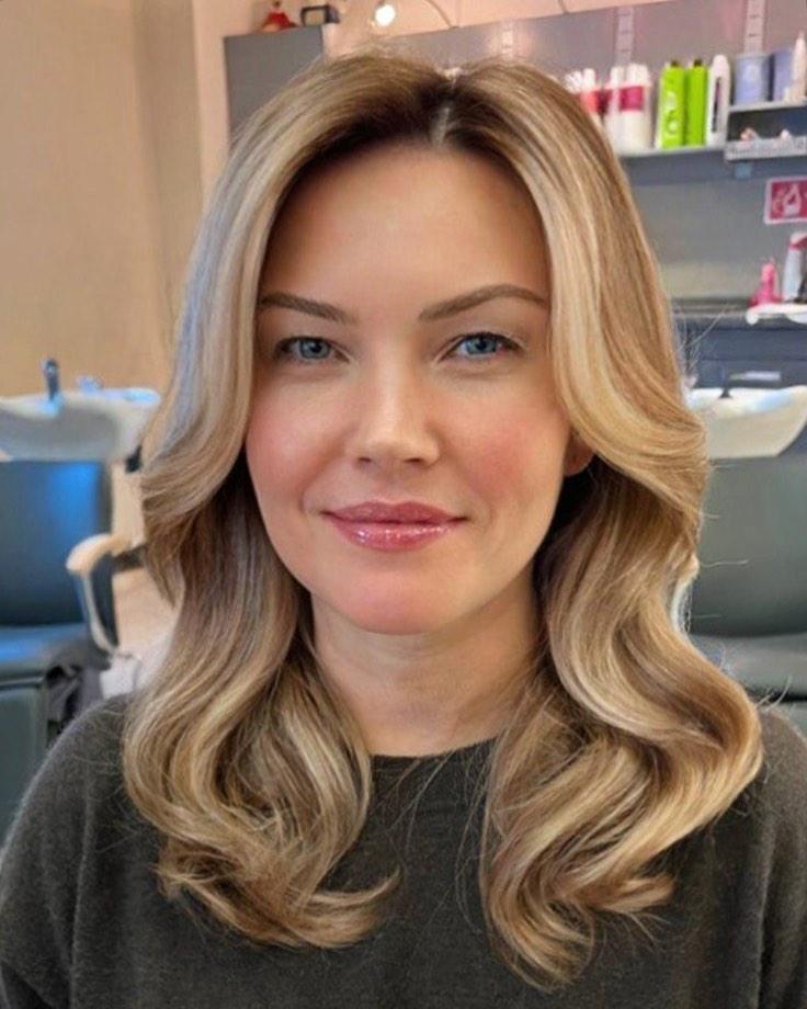 Довге волосся не підходять жінкам після 40 / скріншот Instagram Довге волосся не підходять жінкам після 40 / скріншот Instagram