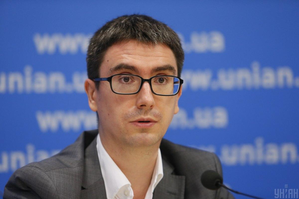 Вишлінський: Тарифи потрібно було підіймати ще до атак на об'єкти енергетики / фото УНІАН, Володимир Гонтар Вишлінський: Тарифи потрібно було підіймати ще до атак на об'єкти енергетики / фото УНІАН, Володимир Гонтар