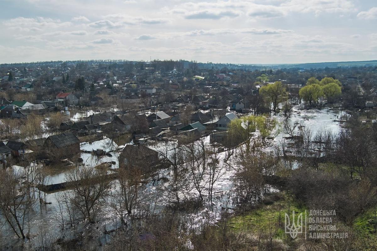 У Краматорську підтоплено сотні будинків / фото t.me/pavlokyrylenko_donoda У Краматорську підтоплено сотні будинків / фото t.me/pavlokyrylenko_donoda