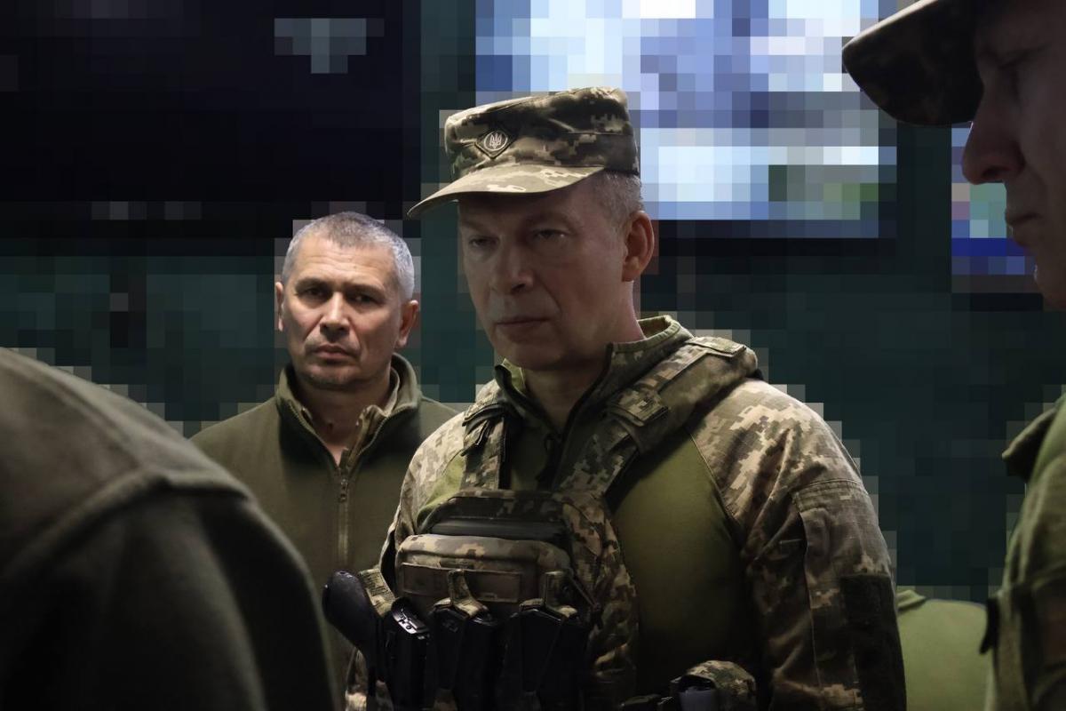 Сырский снова посетил горячую точку фронта / фото t.me/militarymediacenter Сырский снова посетил горячую точку фронта / фото t.me/militarymediacenter