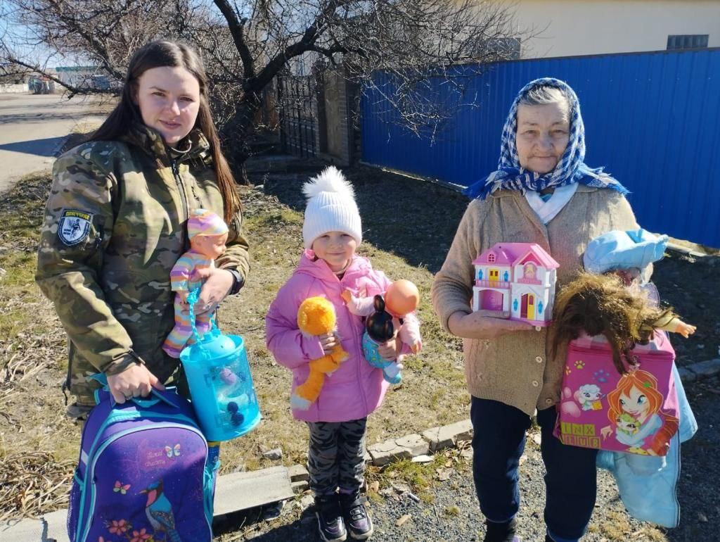 За словами Чернікової, люди дуже радіють їхньому приїзду/ фото надані Валерією Черніковою За словами Чернікової, люди дуже радіють їхньому приїзду/ фото надані Валерією Черніковою