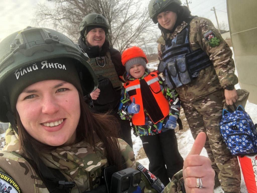 Валерія зізнається, що треба вміти працювати в екстремальних умовах / фото надані Валерією Черніковою Валерія зізнається, що треба вміти працювати в екстремальних умовах / фото надані Валерією Черніковою