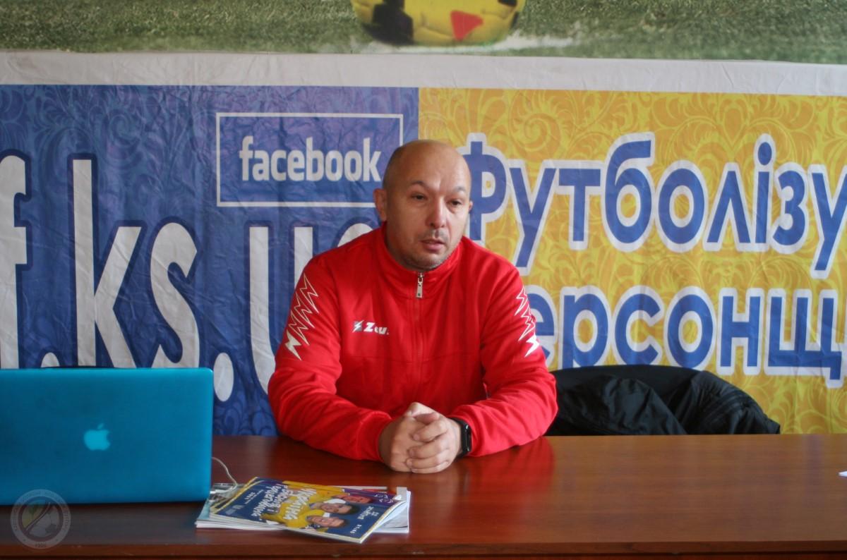 Россияне убили жену и дочку: мужчина, потерявший семью в Херсоне, становится в ряды ВСУ Россияне убили жену и дочку: мужчина, потерявший семью в Херсоне, становится в ряды ВСУ