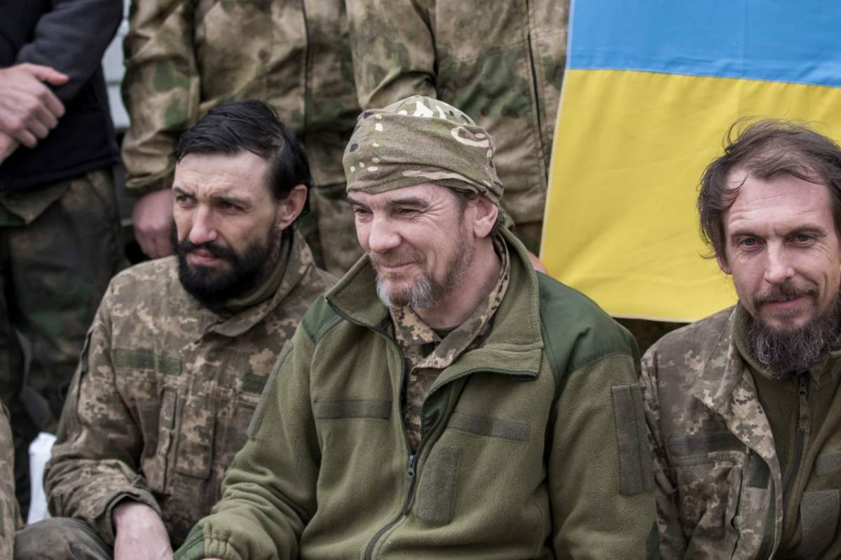 Когда следует "молчать", а когда следует "кричать"относительно обмана пленных, мнение высказали Лубинец и "Тайра" / фото иллюстративное ОП Когда следует "молчать", а когда следует "кричать"относительно обмана пленных, мнение высказали Лубинец и "Тайра" / фото иллюстративное ОП
