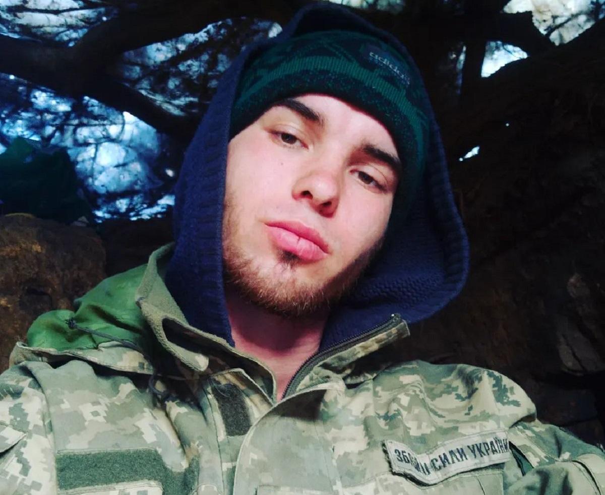 Мамі українського бійця та ЛГБТ-активіста погрожують спалити дім / фото instagram.com/pasha_13828 Мамі українського бійця та ЛГБТ-активіста погрожують спалити дім / фото instagram.com/pasha_13828