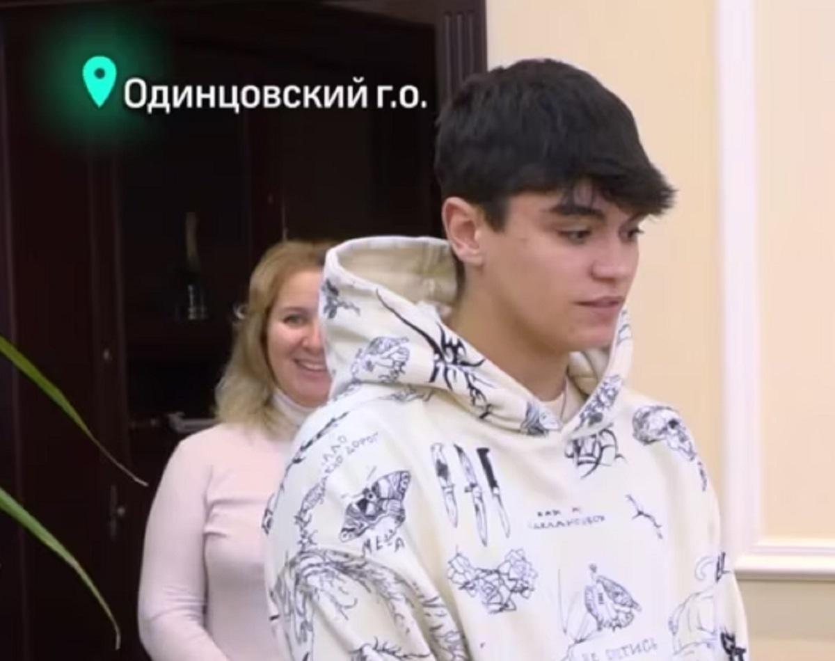 Встановлено особу дитини з Маріуполя, яку після викрадення "усиновила" дитяча омбудсмена РФ / скриншот Встановлено особу дитини з Маріуполя, яку після викрадення "усиновила" дитяча омбудсмена РФ / скриншот
