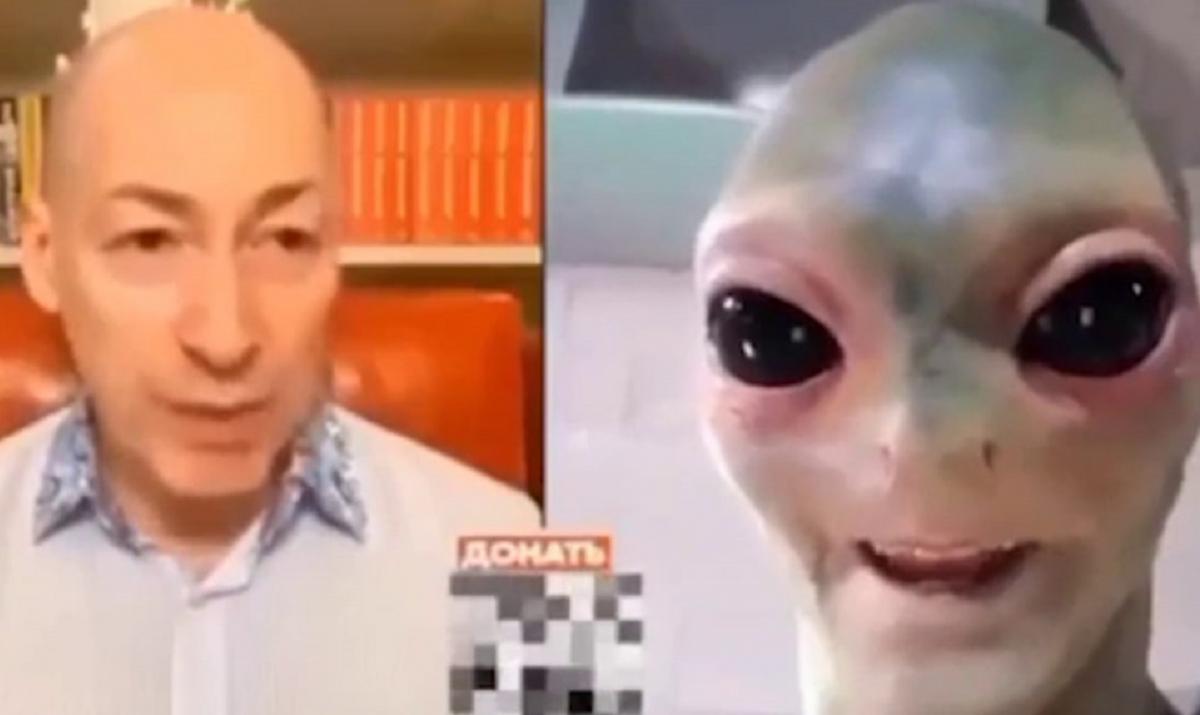 На видео журналист "поблагодарил" инопланетян / скриншот На видео журналист "поблагодарил" инопланетян / скриншот