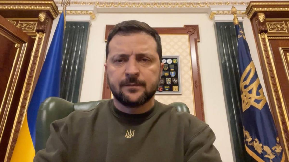 Зеленский рассказал о важности обороны Бахмута / фото president.gov.ua Зеленский рассказал о важности обороны Бахмута / фото president.gov.ua