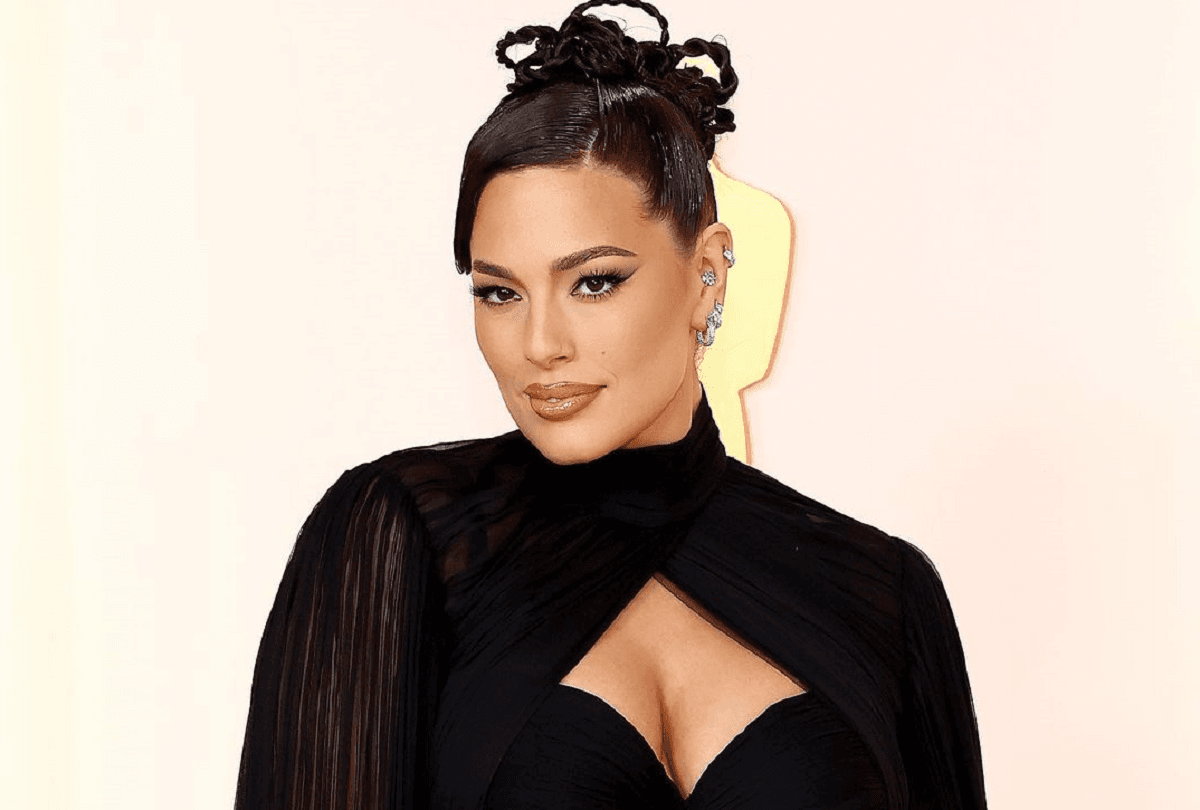 Ешлі Грем знялася для глянцю / instagram.com/ashleygraham Ешлі Грем знялася для глянцю / instagram.com/ashleygraham