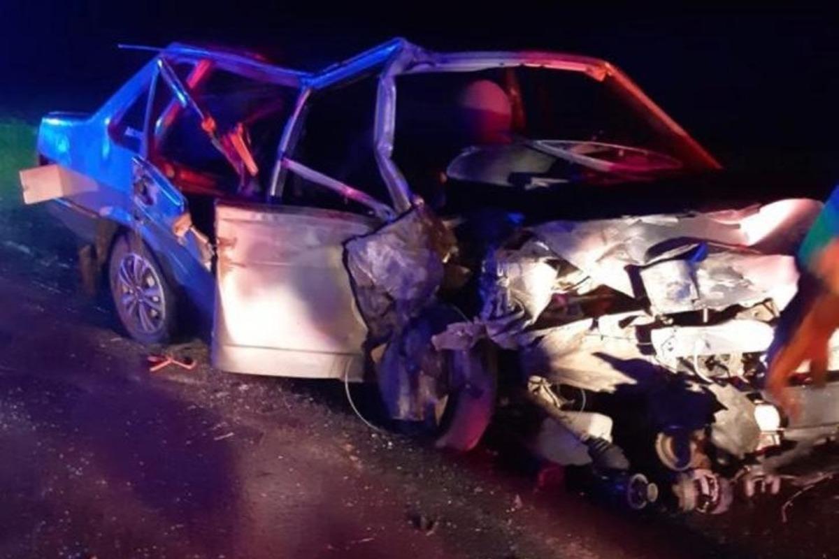 На Одещині п'яний підліток на автівці врізався у вантажівку, є загиблі / фото Головне управління Нацполіції в Одеській області На Одещині п'яний підліток на автівці врізався у вантажівку, є загиблі / фото Головне управління Нацполіції в Одеській області