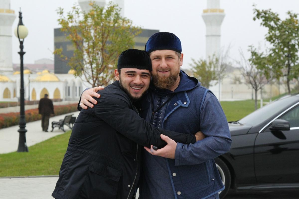 Кадиров призначив 26-річного племінника радником з силового блоку Кадиров призначив 26-річного племінника радником з силового блоку