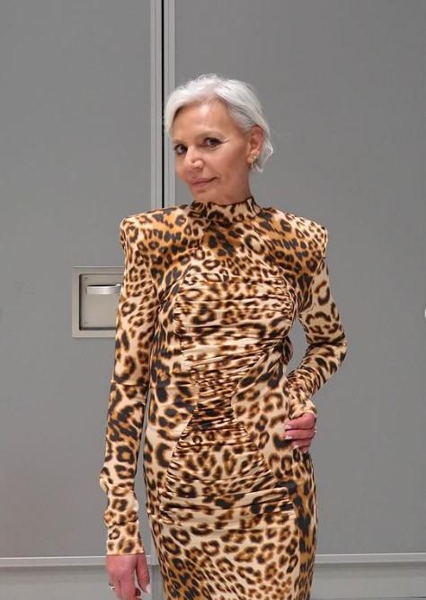 Викиньте це негайно: який одяг заборонено носити жінкам після 50