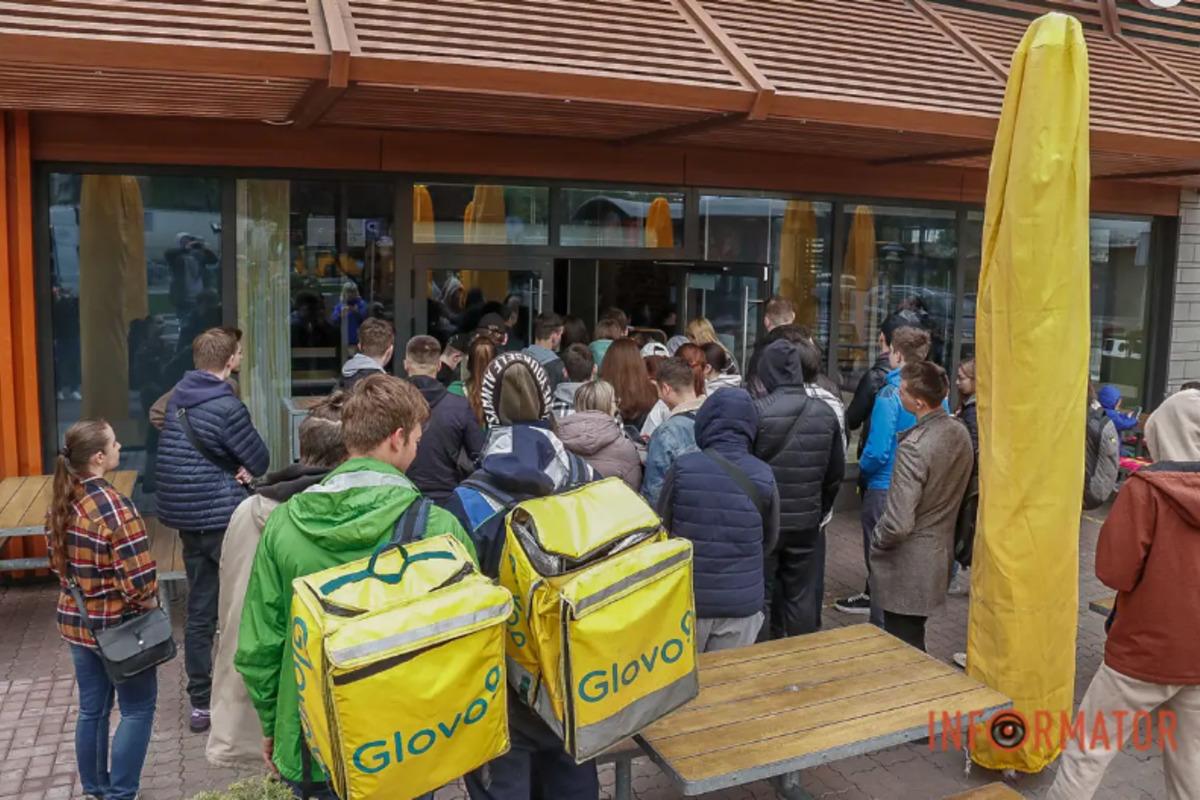 В Днепре снова работают рестораны McDonald's / фото dp.informator.ua В Днепре снова работают рестораны McDonald's / фото dp.informator.ua