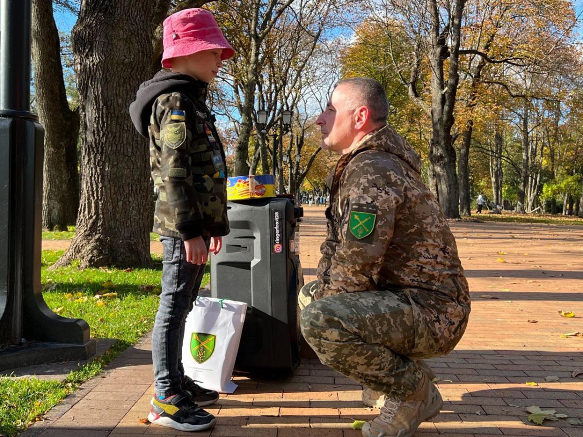 Українські воїни стоять на захисті своїх дітей, родини та країни в цілому / фото надане Командуванням Сухопутних військ ЗСУ