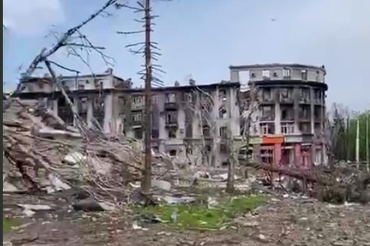 Вице-премьер РФ сделал вид, что приехал в Бахмут / скриншот Вице-премьер РФ сделал вид, что приехал в Бахмут / скриншот