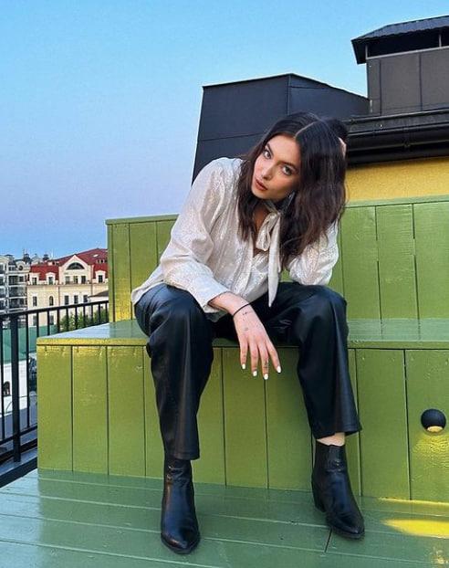 Донька Олени Кравець вразила зухвалим стилем / скриншот