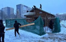 Во Львове снесли скандальный самострой УПЦ МП (фото, видео)