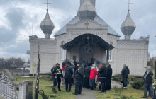 На Київщині під час конфлікту між прихожанами УПЦ МП і ПЦУ помер чоловік (відео)