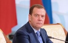 Медведев придумал, как бороться с нехваткой техники в армии РФ (видео)