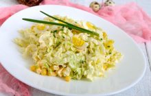 Незвичайні рецепти салатів з пекінської капусти: шикарні варіанти, про які мало хто знає